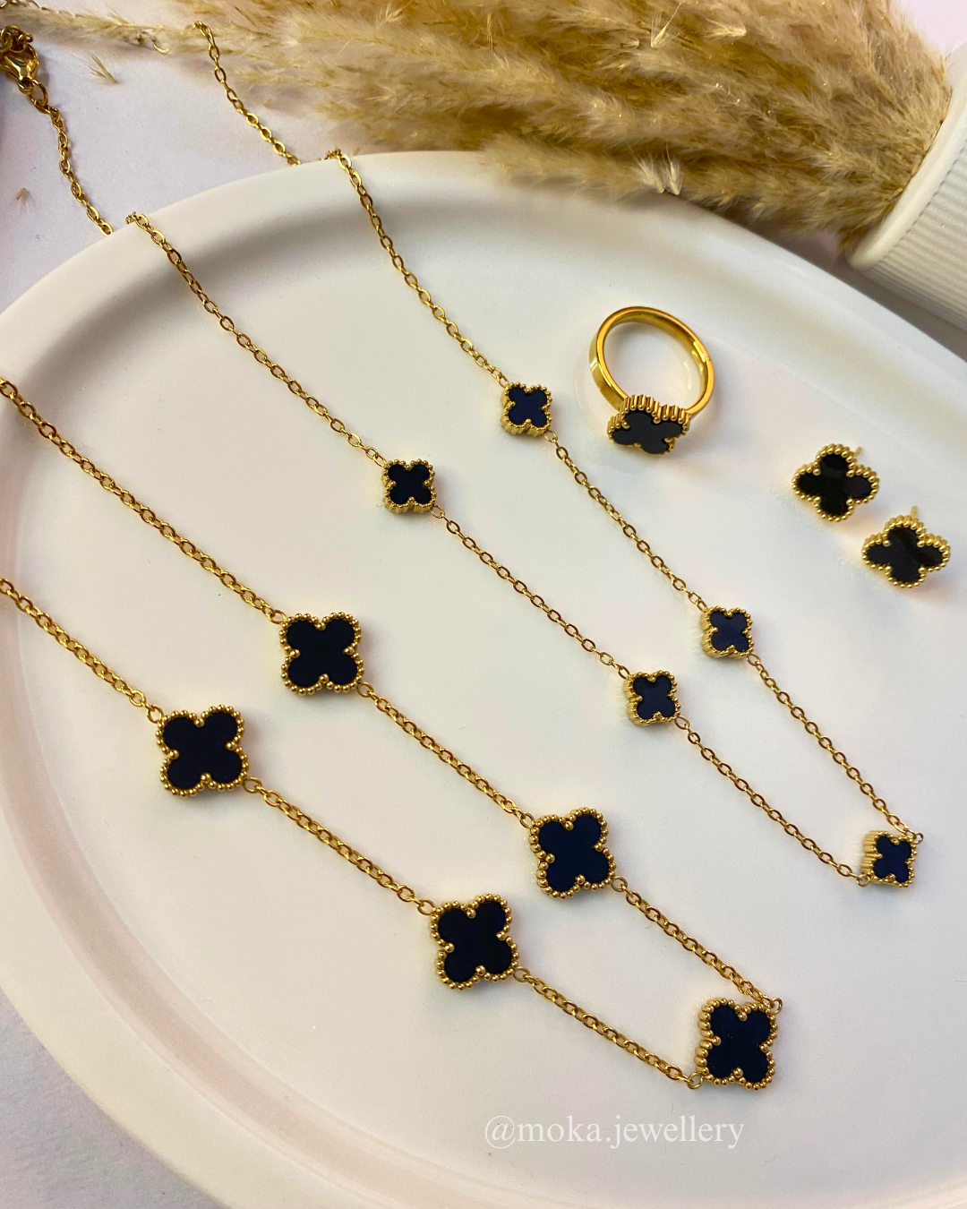 Midnight Clover Grace Set