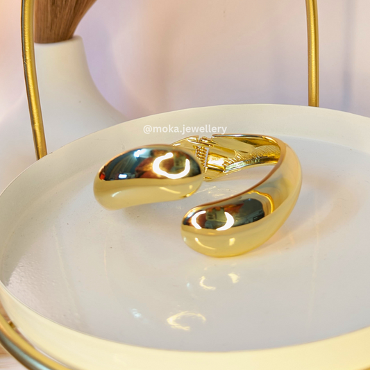 Dune Cuff – Liquid Gold Statement Bracelet