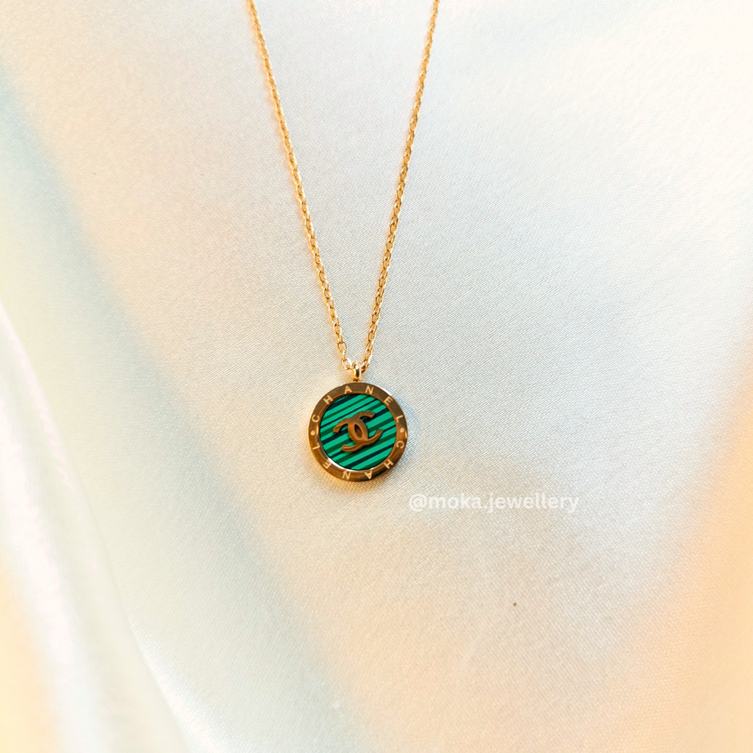 Élan Circle Necklace in Teal