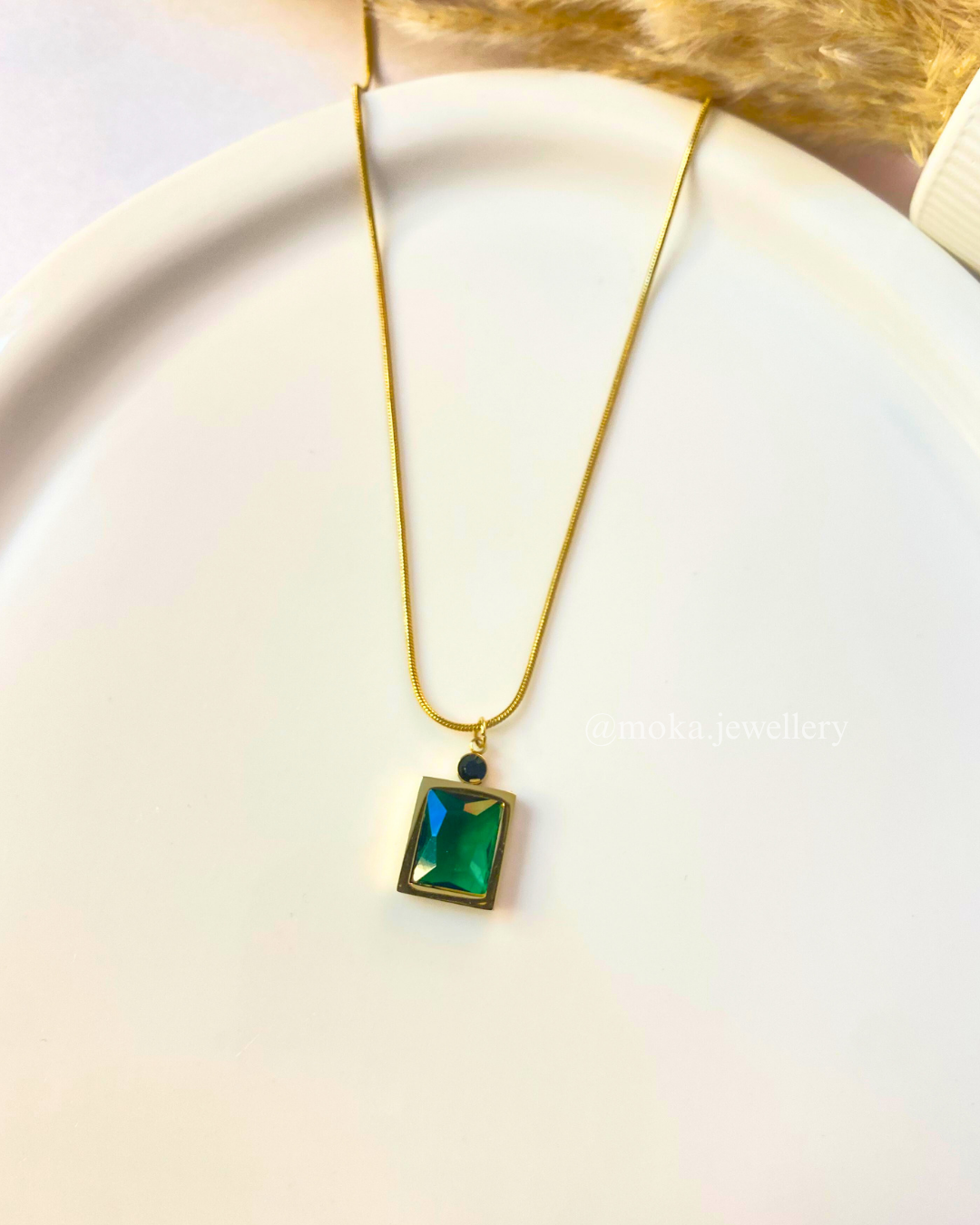 Emerald Muse Necklace