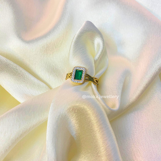 Emerald Grace Ring - Green