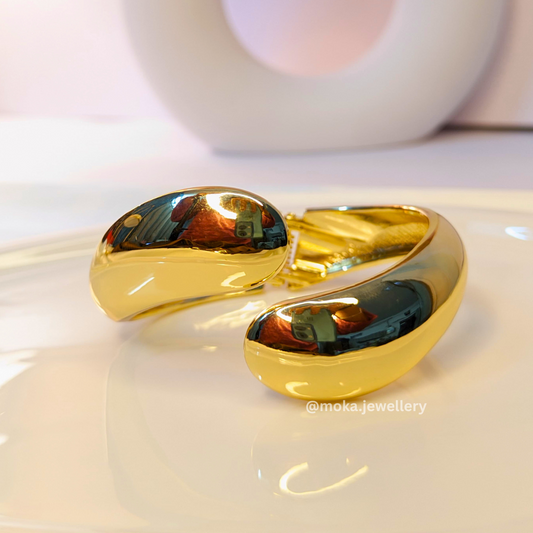 Dune Cuff – Liquid Gold Statement Bracelet