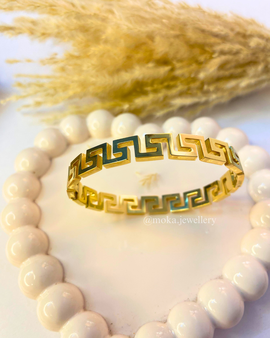 Nyra Cuff – The Bold Code