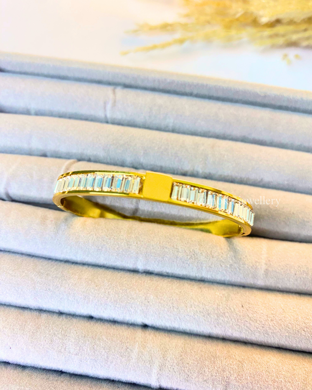 Ophelia – Baby Size Baguette Bangle